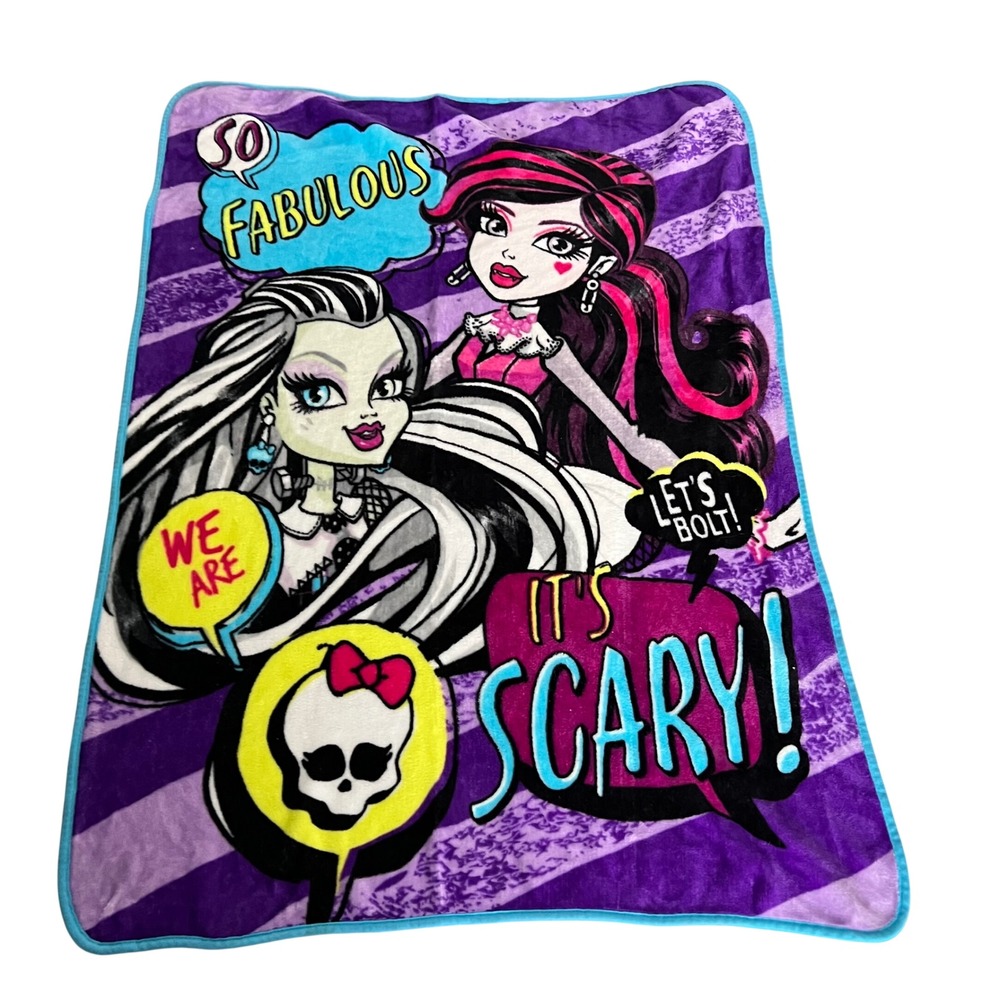 Monster High Fleece Lap Throw Blanket Frankie Stein Draculaura 35 x 48